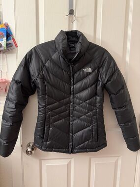 The North Face Women's Black Quilted Insulated Puffer Jacket